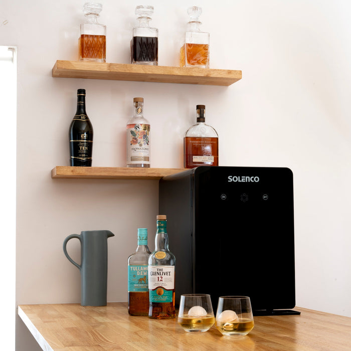 Host Like a Pro: Transform Sundowners & Braais with Perfect Sphere Ice