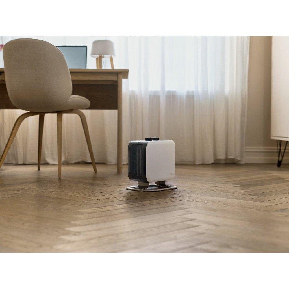 Meet the Hobot Legee D8: A Smart Vacuum That Actually Understands Your Home