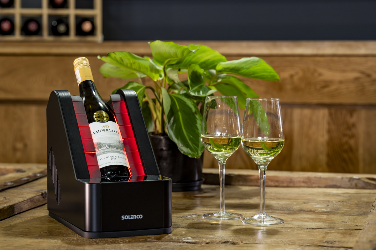 The Right Temperature, Every Time: A UK Wine Lover's Guide to Serving Wine Perfectly