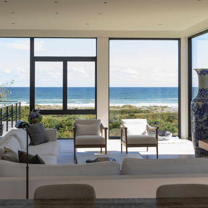 Keep Coastal Humidity in Check – Protect Your Hospitality Venue with Meaco Dehumidifiers